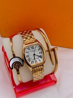 Affordable Female Cartier Watch set